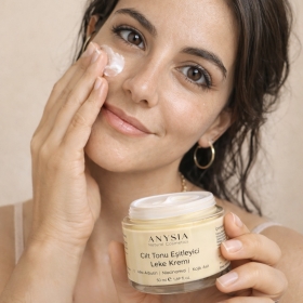 CİLT TONU EŞİTLEYİCİ LEKE KREMİ